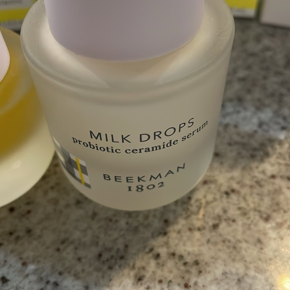 Beekman 1802 -9 (NINE) products from Beekman 1802 - Picture 6 of 7